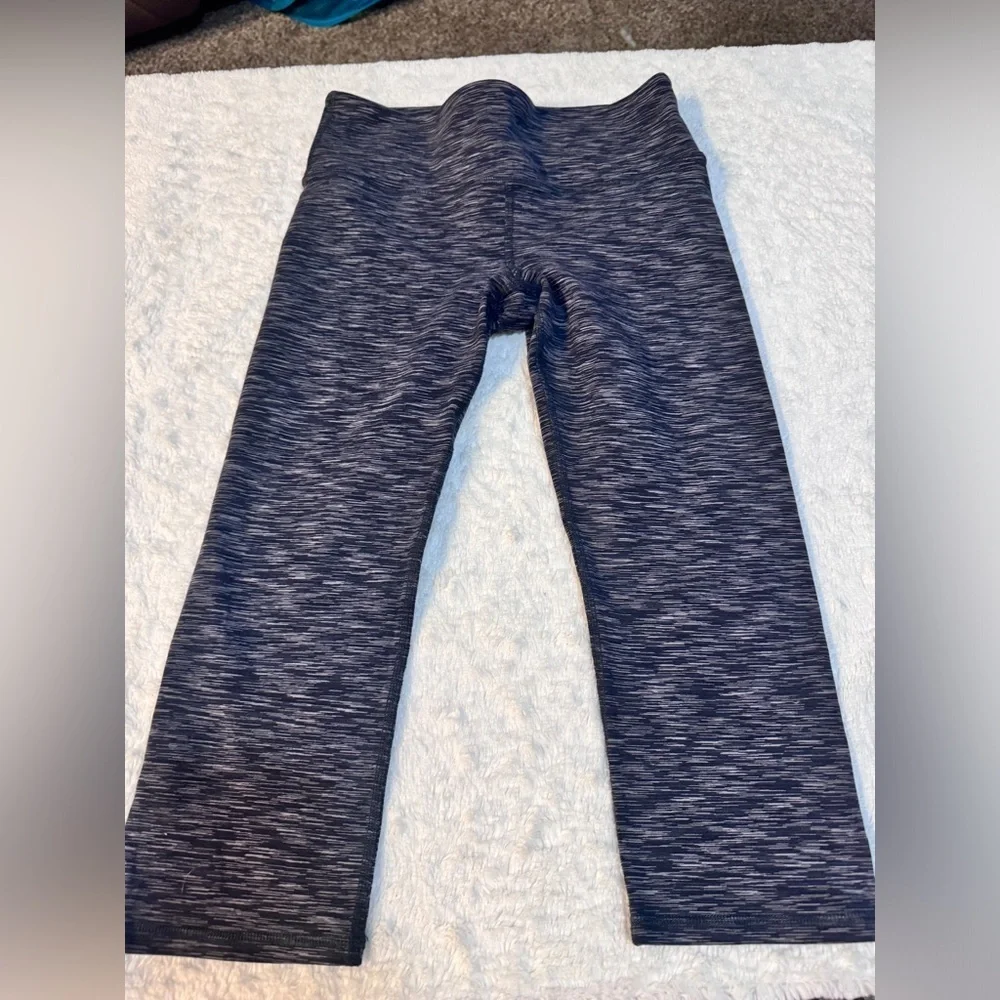 ALO Cropped Yoga Leggings 13” Waist